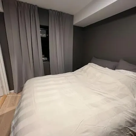 Moderne 2- Roms I Appartement